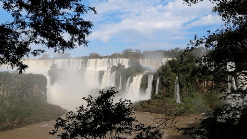 イグアスの滝,アルゼンチン,絶景,楽しみ方,行き方